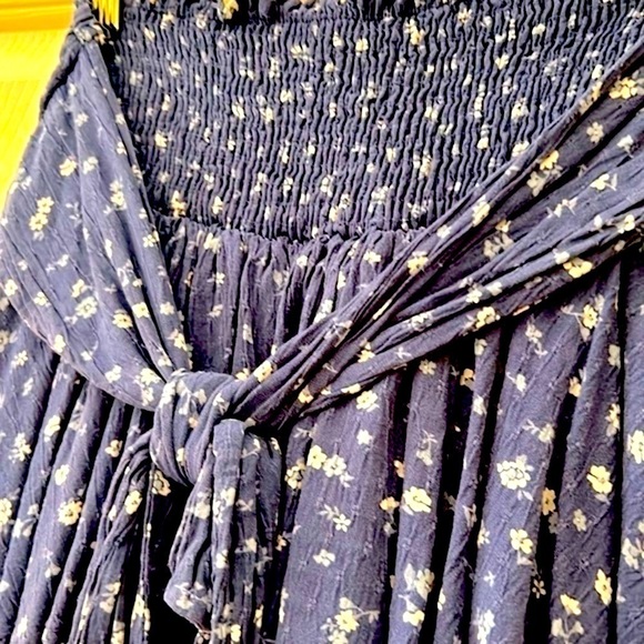 WHITEROOM + CACTUS Double Layered Mini Skirt Smocked Waist Tie Belt Medium SxSW - Picture 7 of 11